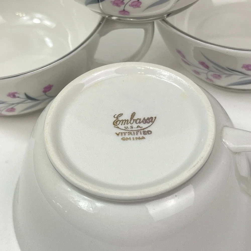 Embassy USA China Tru Tone Footed Tea Cups Pink‎ Flowers Gray Platinum Rim